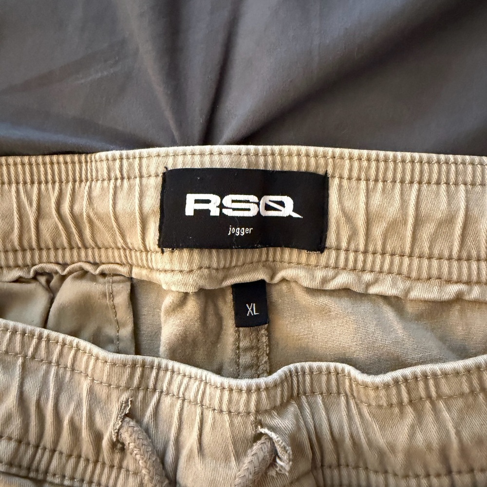 Men’s joggers tan size XL from Tilly’s
